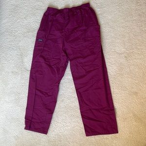 Cherokee Scrub Bottom. Size large